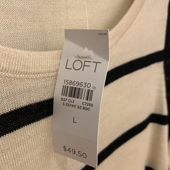Loft women sweater never worn tag on - Picture 3 of 3